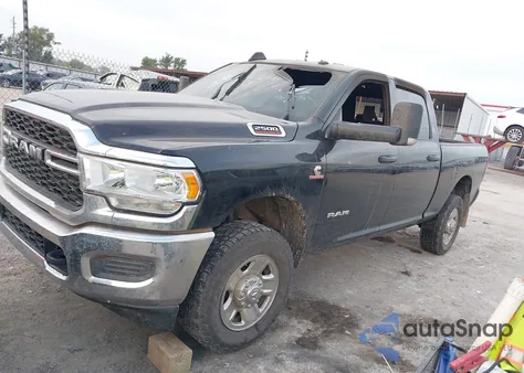2022 Ram 2500 Tradesman из США, поврежденный, VIN 3C6UR5CL5NG323352